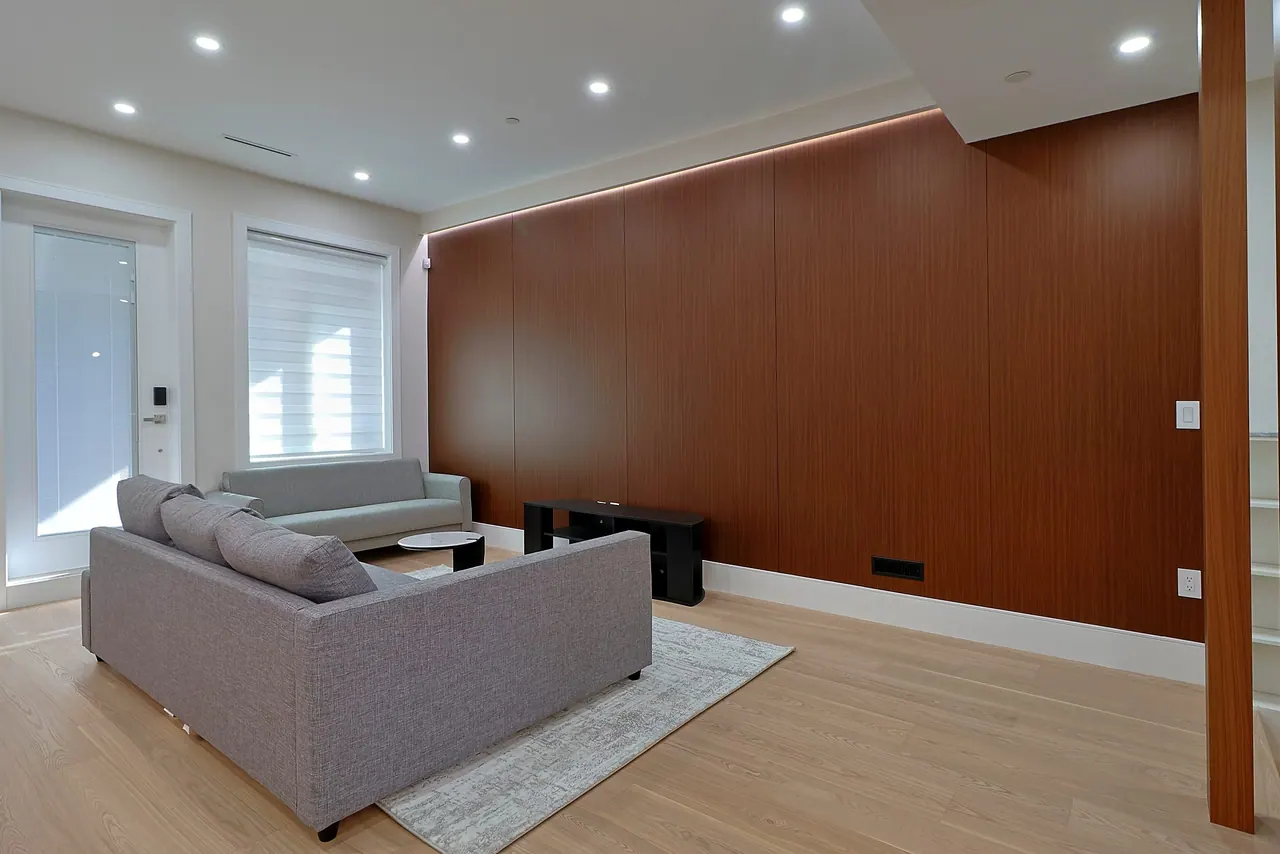 Modern home · Living room