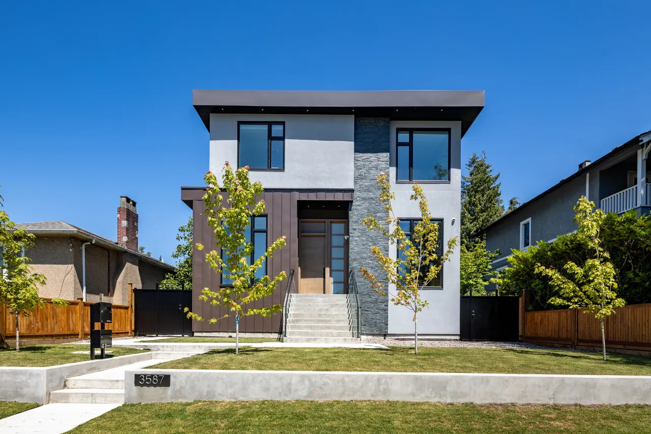 Front of Mayfair Ave