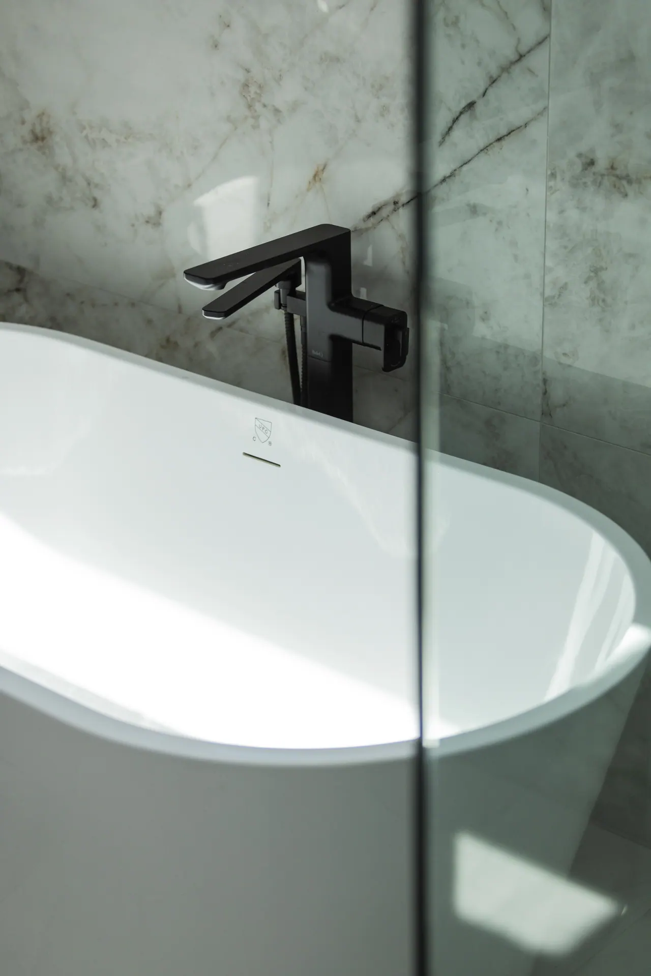 Tub detail at Mayfair Ave