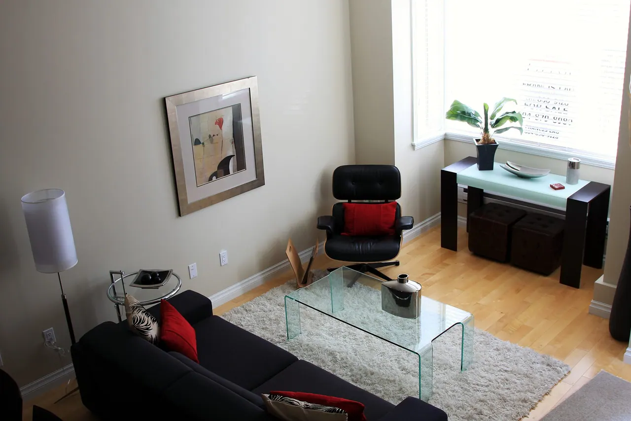 Living room at Selkirk St