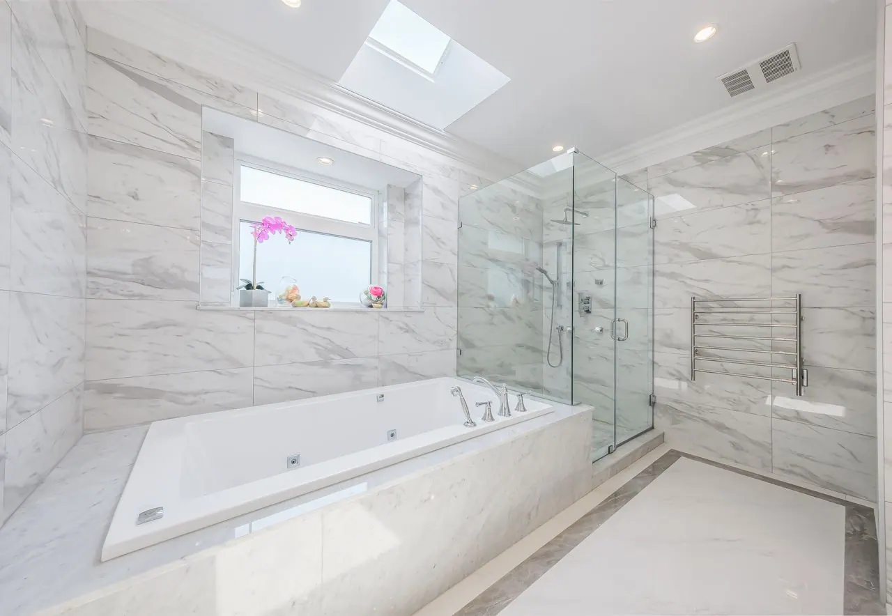 Ensuite