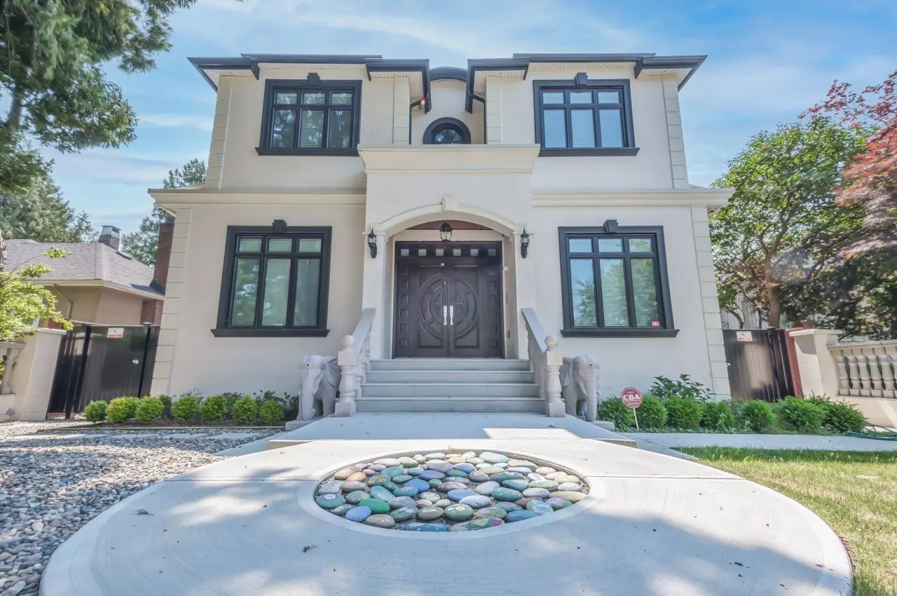 Front of W 62nd Ave